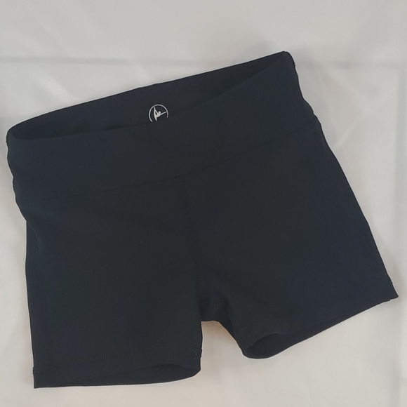 Girls 7/8 BUNDLE of 5 active wear shorts & shirts - Picture 8 of 12